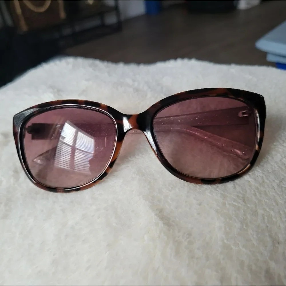 Cute cat eye sunglasses